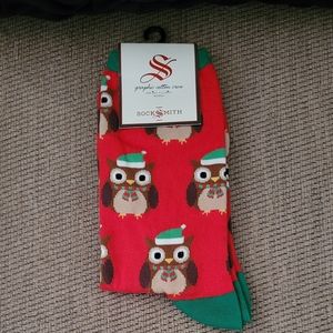 SOCK SMITH WOMEN'S RED WINTER OWL GRAPHIC SOCKS